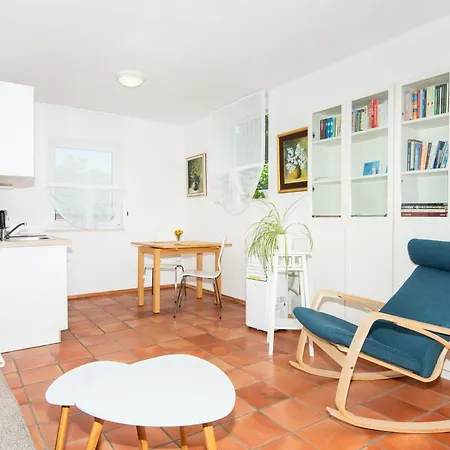 Apartma Oljka Pomjan Lägenhet *